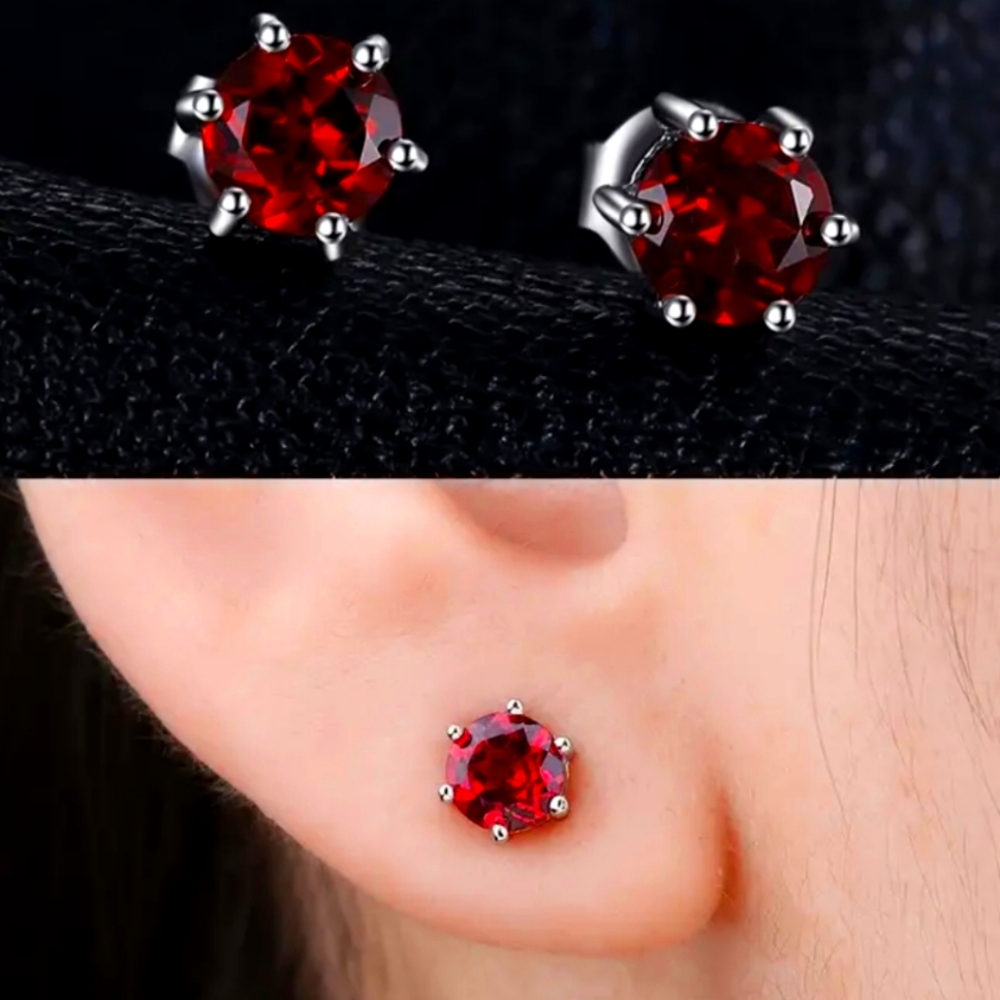 Earrings studs ❤️